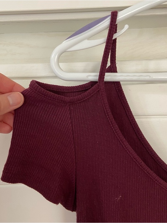 Deep Purple Cold-Shoulder Ribbed Top - Picture 3 of 4